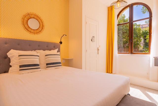 Hotel Le Castellamar Sainte-Maxime Dış mekan fotoğraf